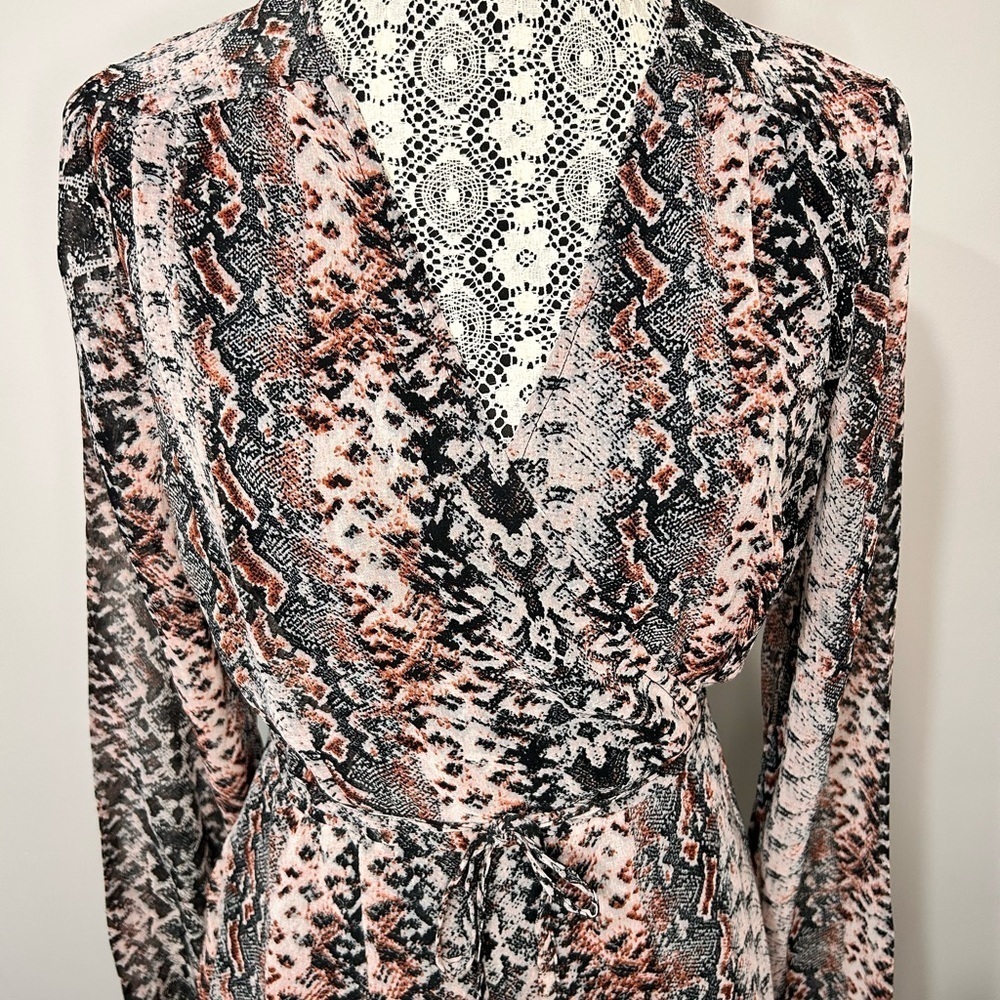 Chic Multicolor Patterned Dress - Picture 2 of 15